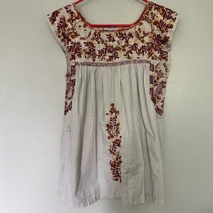 Mi Golondrina Multicolor Embroidered Top